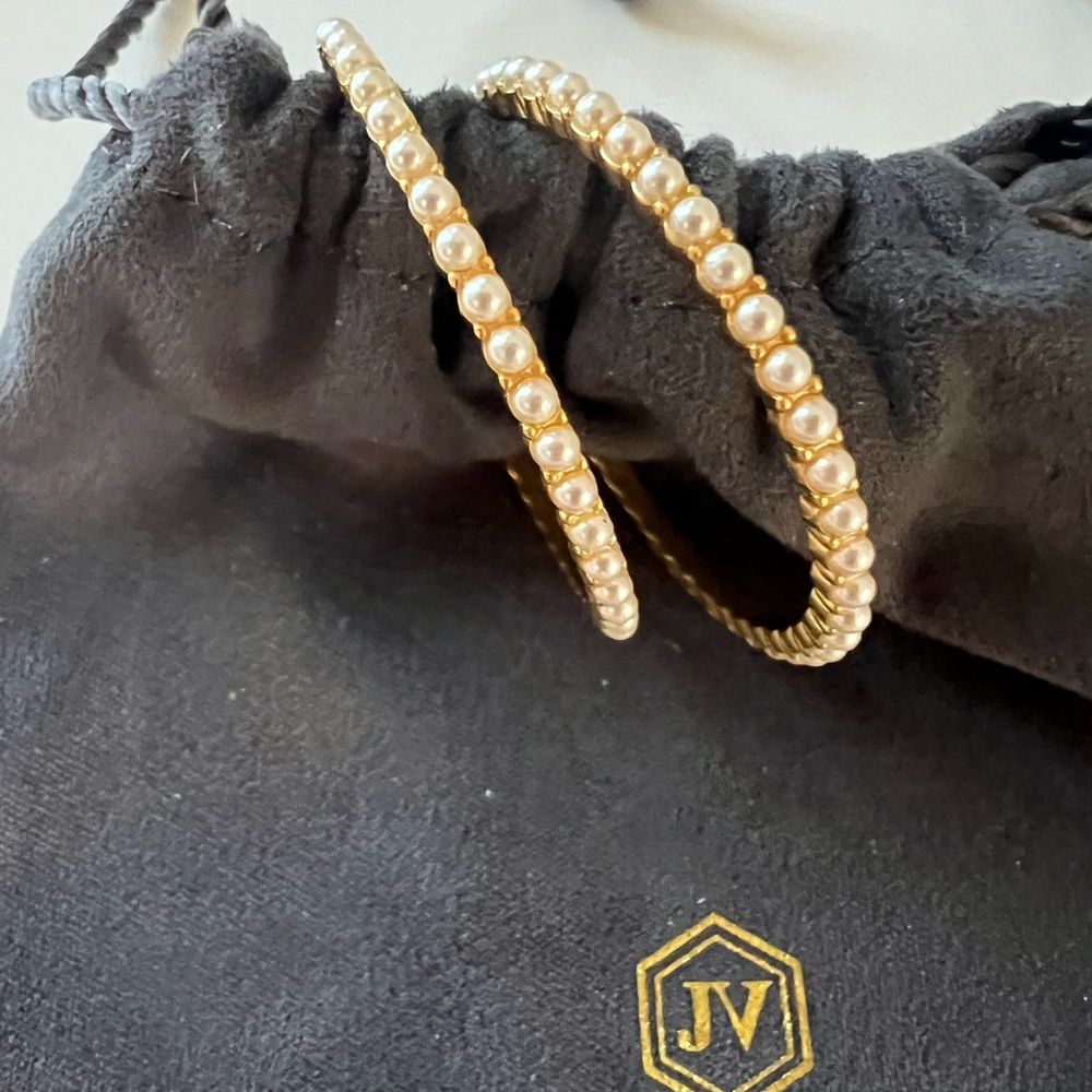 Julie Voss Juliet Hoop Earrings/New Condition